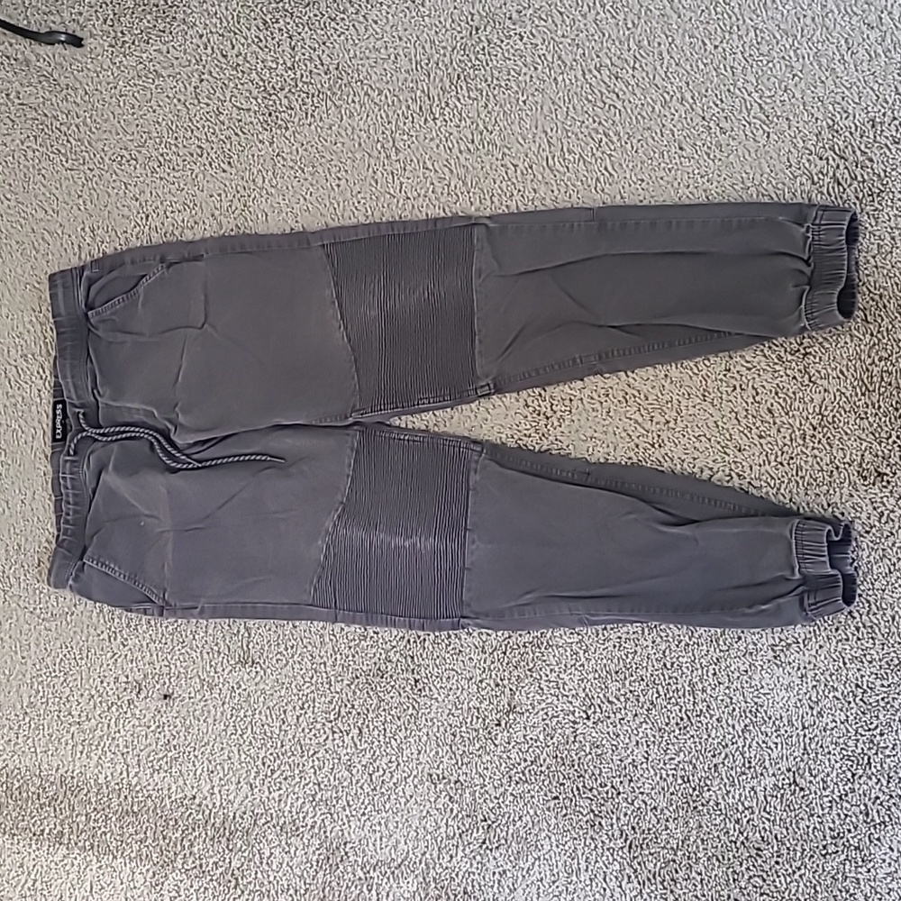 Express joggers
